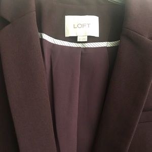Suit Burgundy LOFT Business Suit